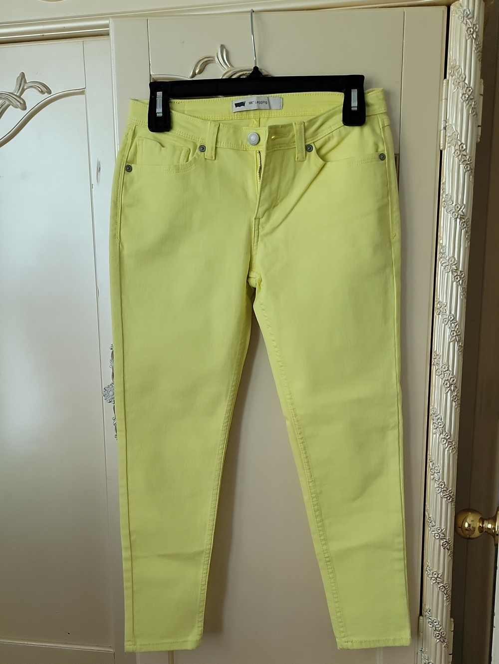 Levi's Bright Yellow Skinny Jeans